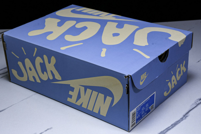 Nike Zoom Field Jaxx SP Travis Scott HQ3061-101