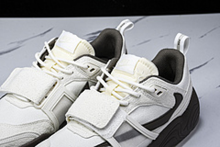 Nike Zoom Field Jaxx SP Travis Scott HQ3061-101