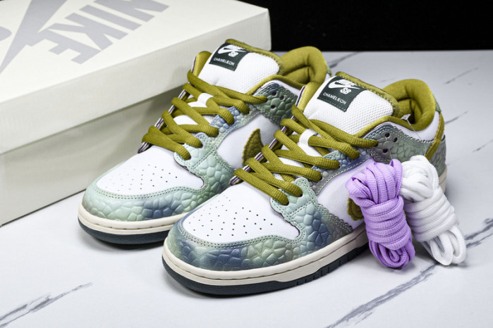 Alexis Sablone x Dunk Low SB