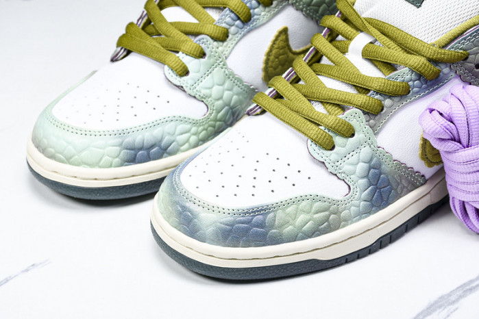 Alexis Sablone x Dunk Low SB