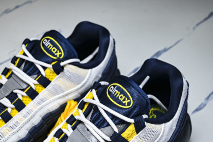 Eric Koston x Nike SB Air Max 95 HQ8492-400