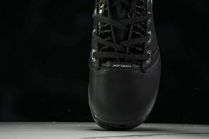 Air Jordan 17 OG Low Black Chrome 303891-004