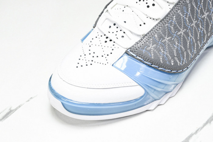 Air Jordan 23 UNC 318376-0011