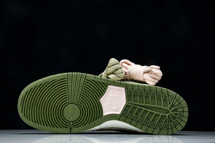 Yuto Horigome x Nike SB Dunk Low HF8022-300