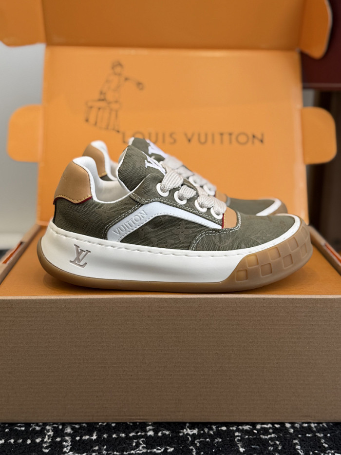 LOVT SNEAKER lv-521