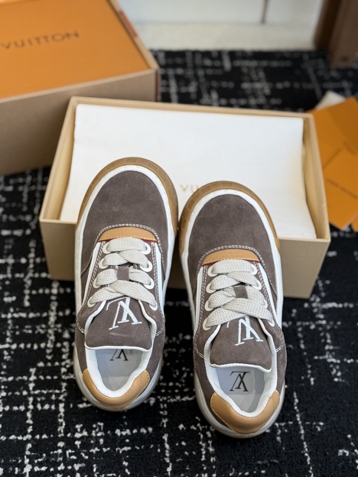 LOVT SNEAKER lv-522