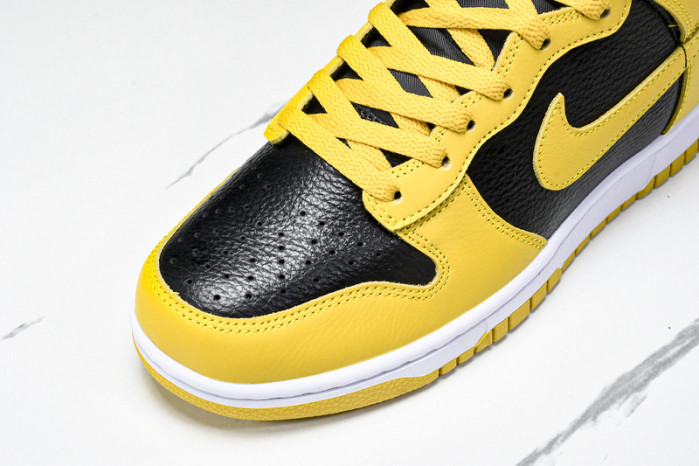 Nike Dunk High “Wu-Tang Clan” HJ4320-001