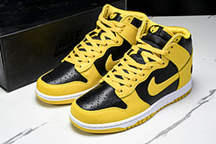 Nike Dunk High “Wu-Tang Clan” HJ4320-001