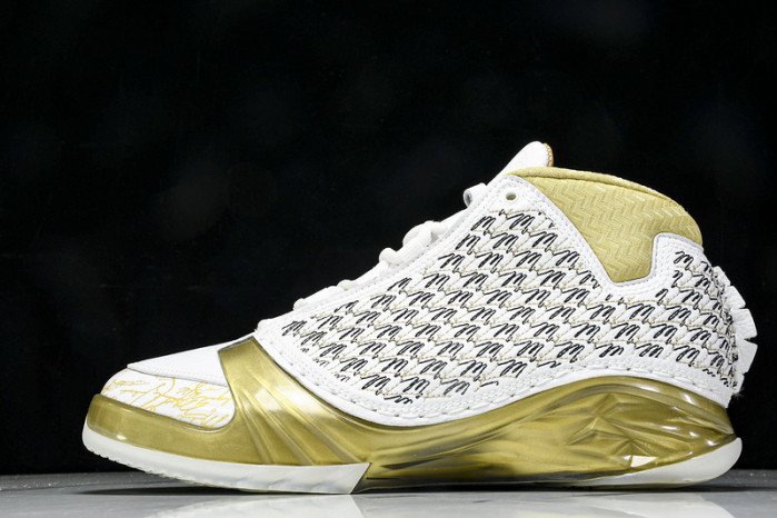 Air Jordan Trophy Room x Air Jordan 23 Retro