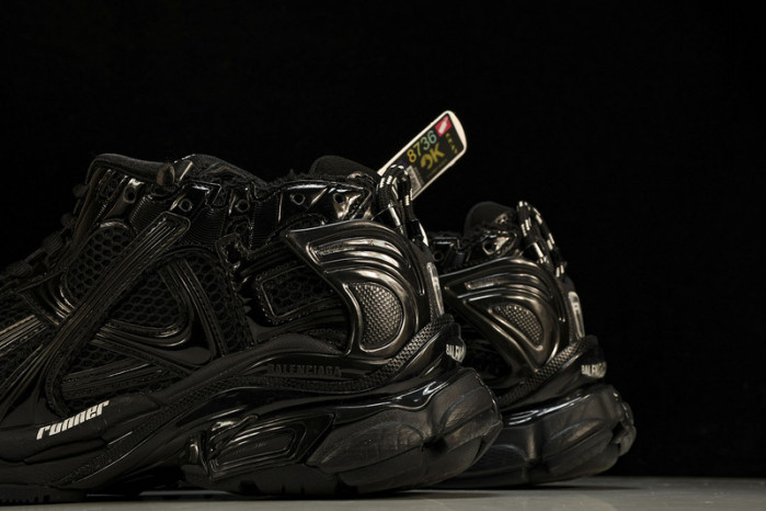 BL RUNNER SNEAKERS (GLOSSY) W3RNY-0135