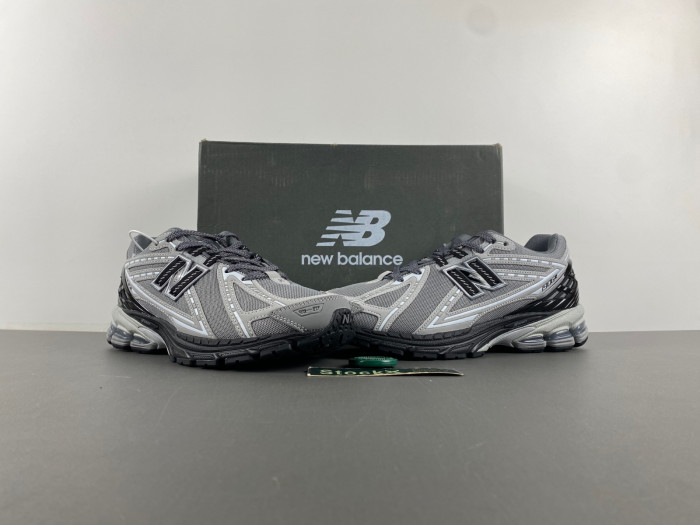 New Balance 1906R M1906RLG