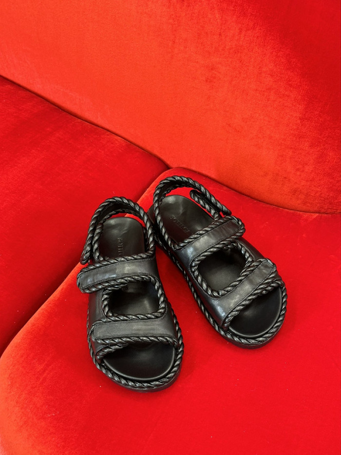 BOTEGA V SLIDES BVS-04