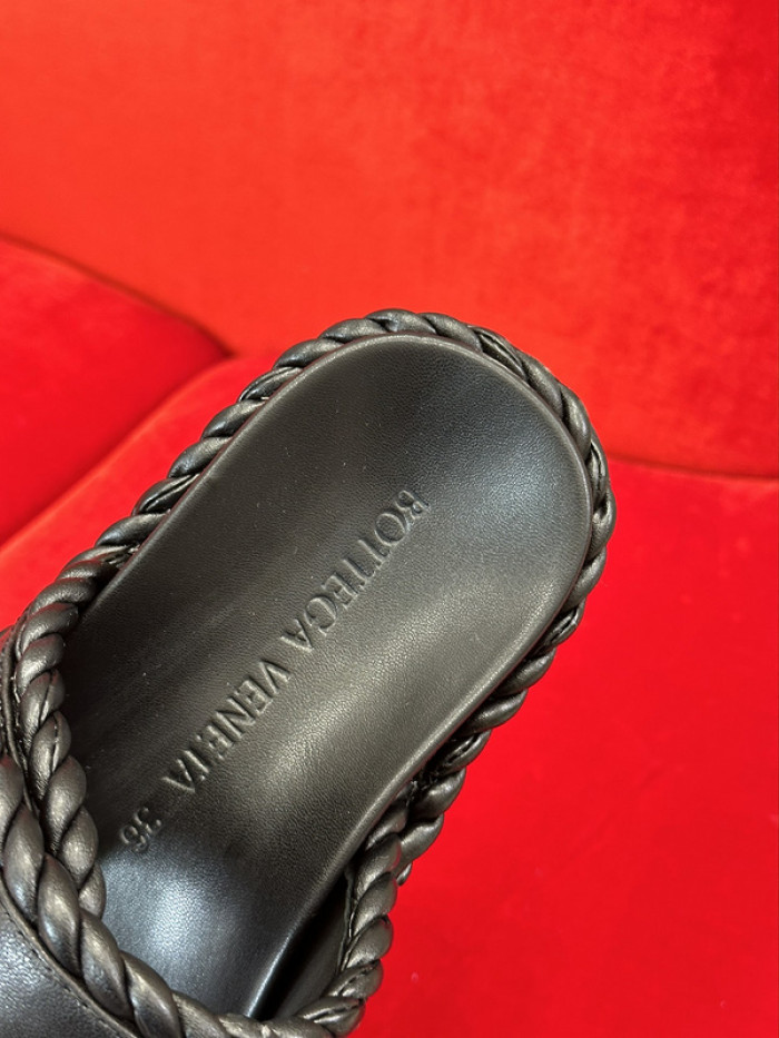 BOTEGA V SLIDES BVS-06