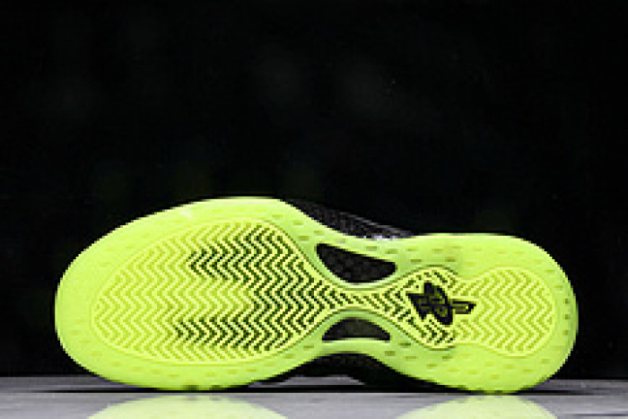 Nike Air Foamposite One Black Volt (CAN GLOW ) HF2902-001