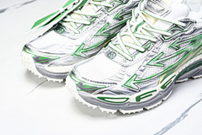 OF BE RIGHT BACK SNEAKERS OB19