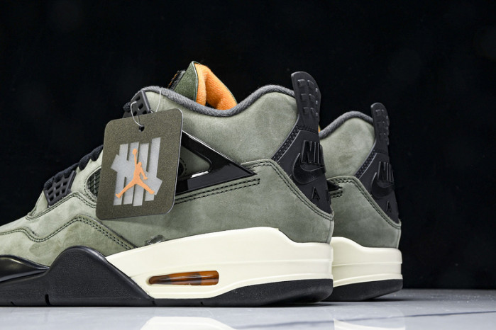 (2025)UNDEFEATED x Air Jordan 4 OG IB1519-200