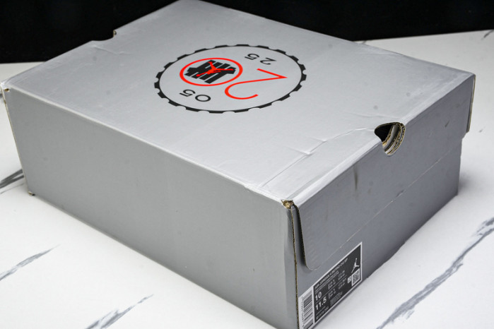 (2025)UNDEFEATED x Air Jordan 4 OG IB1519-200