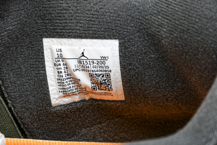 (2025)UNDEFEATED x Air Jordan 4 OG IB1519-200