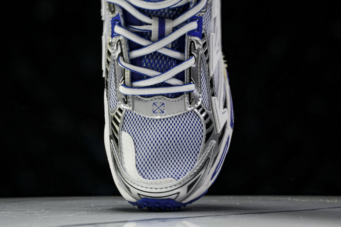 OF BE RIGHT BACK SNEAKERS OB17