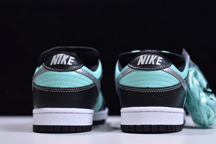 diamond S*pply co. x dunk low pro sb 