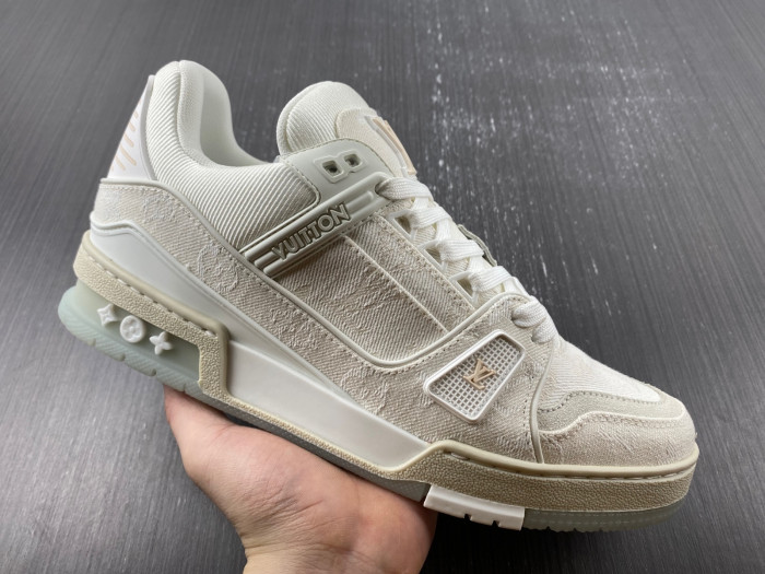 lovt sneaker