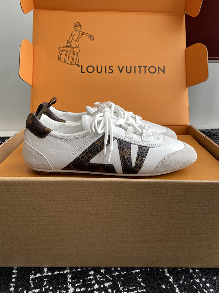 LOVT SNEAKER lv-325