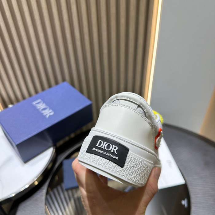 DR B33 LOW-TOP SNEAKERS DR-93