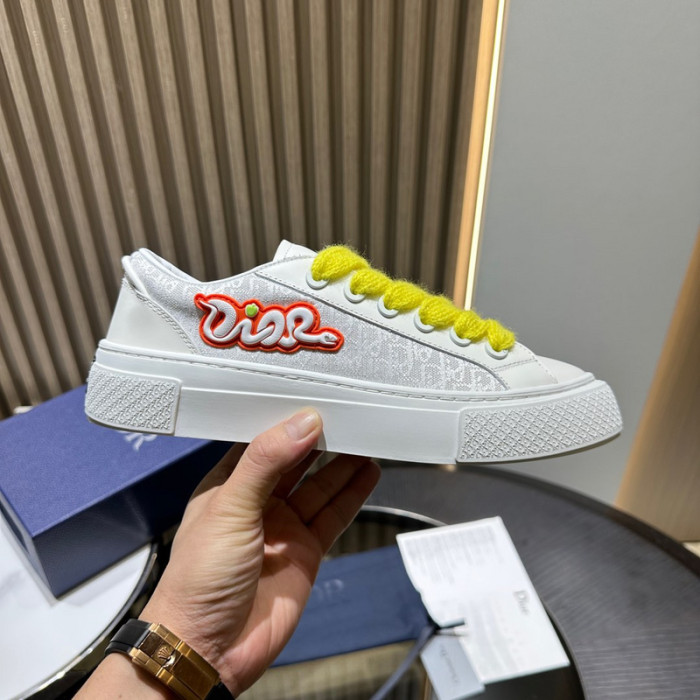 DR B33 LOW-TOP SNEAKERS DR-93