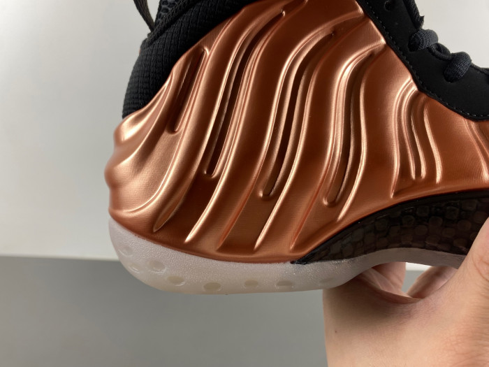 Nike Air Foamposite One “Metallic Copper” FZ9902-001