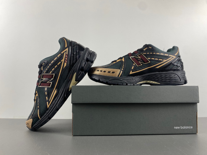 New Balance 1906R