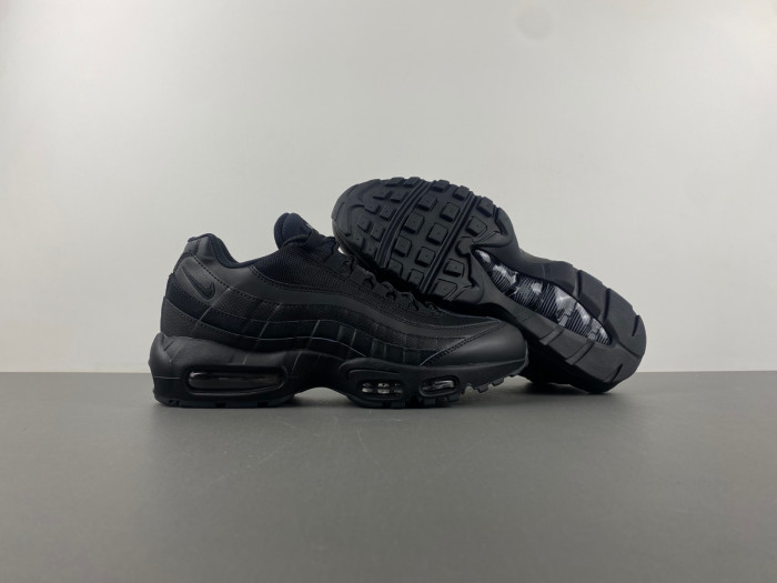 Air Max 95 Essential