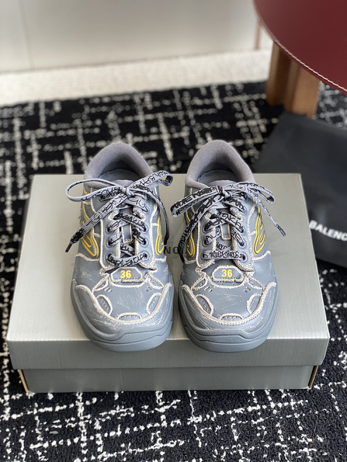 BL Hamptons Worn-Out BHW-2