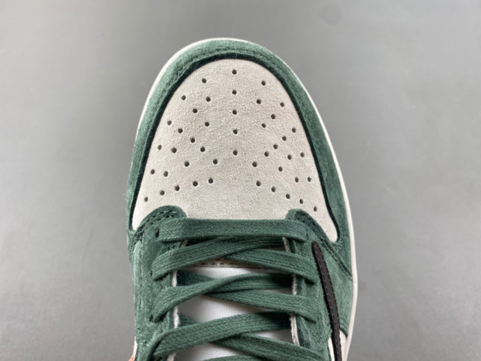 Travis Scott x Air Jordan 1 Low OG DW7866-199