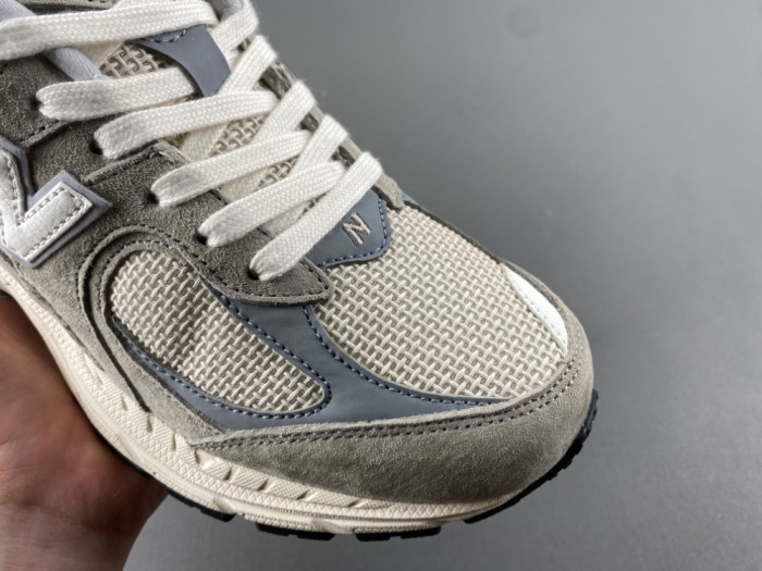 New Balance 2002R “Arid Stone” U2002RRD