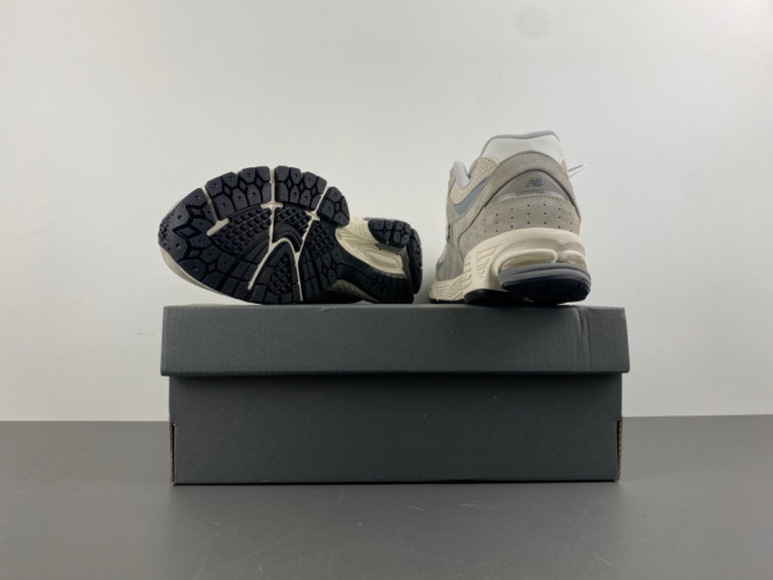 New Balance 2002R “Arid Stone” U2002RRD