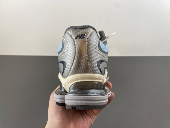 New Balance ABZORB 2000 “Baby Blue U2000BA