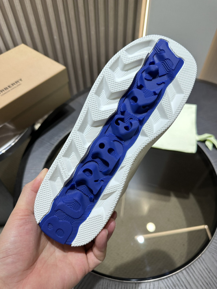 BUBERY SNEAKER 23168