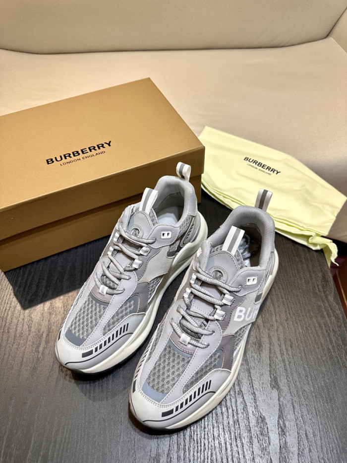 BUBERY SNEAKER 23157