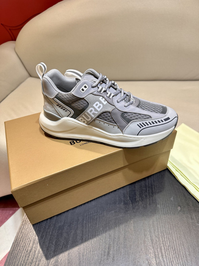 BUBERY SNEAKER 23157