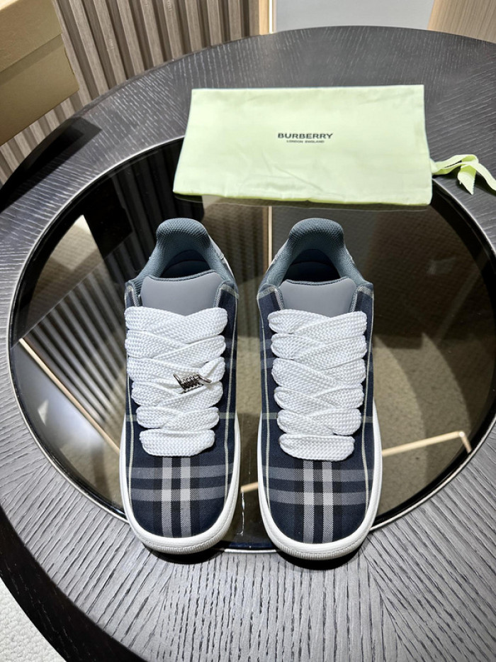 BUBERY SNEAKER 23165