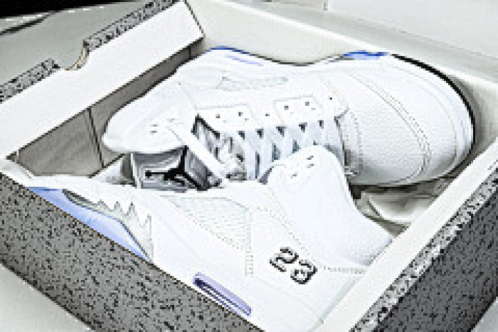 Jordan 5 Retro White Metallic (2026) HQ7978-103