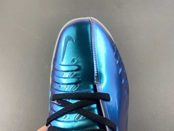 PAIGE BUECKERS-Nike GT Cut 4 lQ2606-500