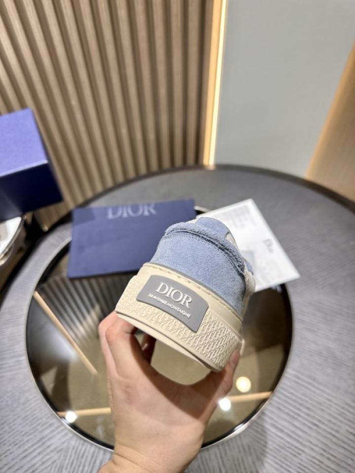 DR B33 LOW-TOP SNEAKERS DR-136