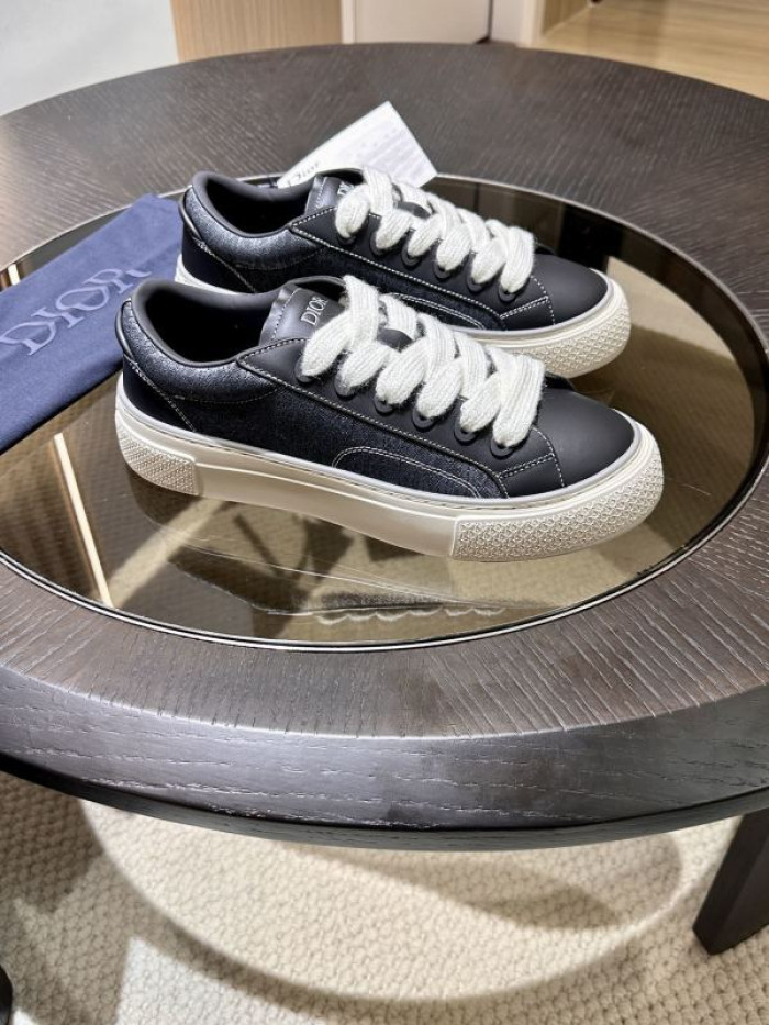 DR B33 LOW-TOP SNEAKERS DR-124